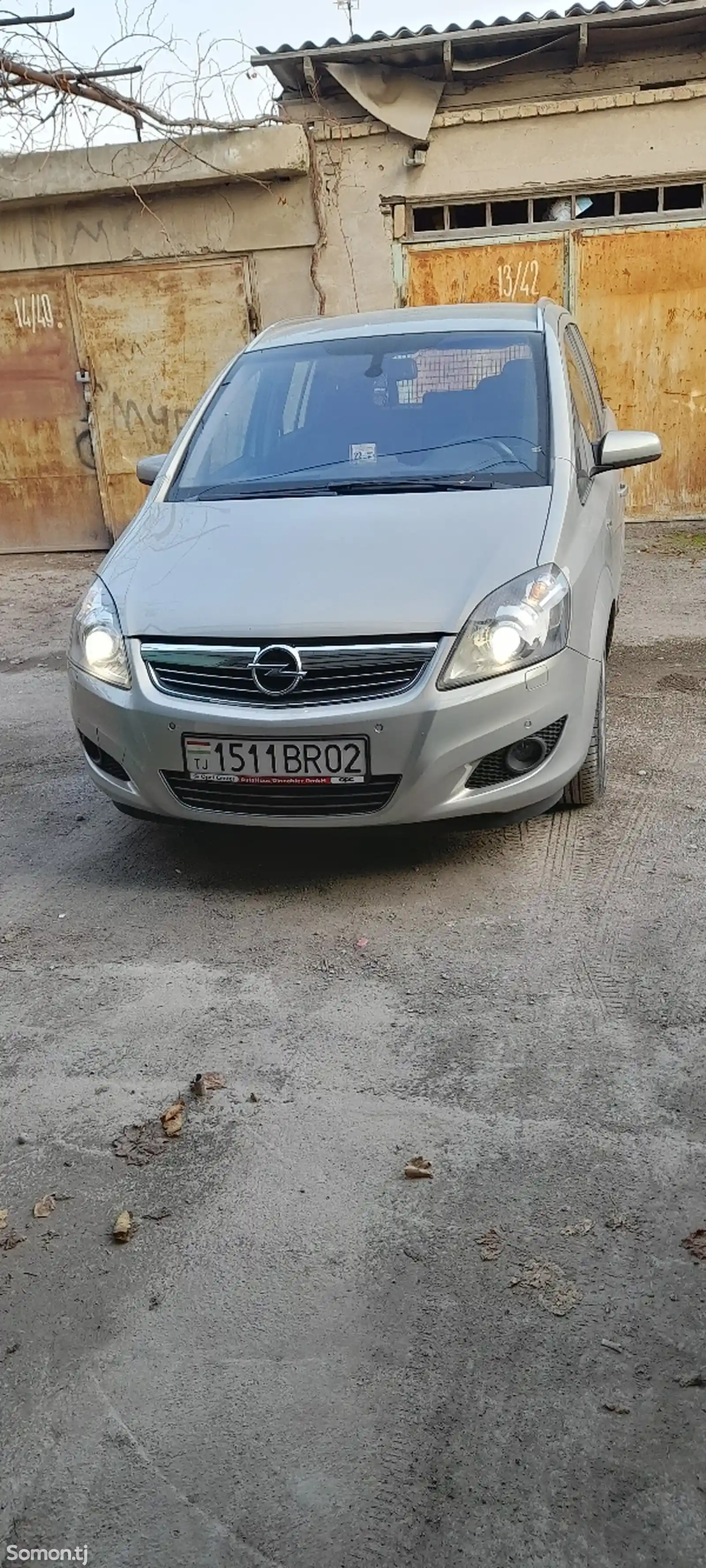 Opel Zafira, 2009-1