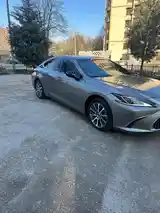 Lexus ES series, 2022-2