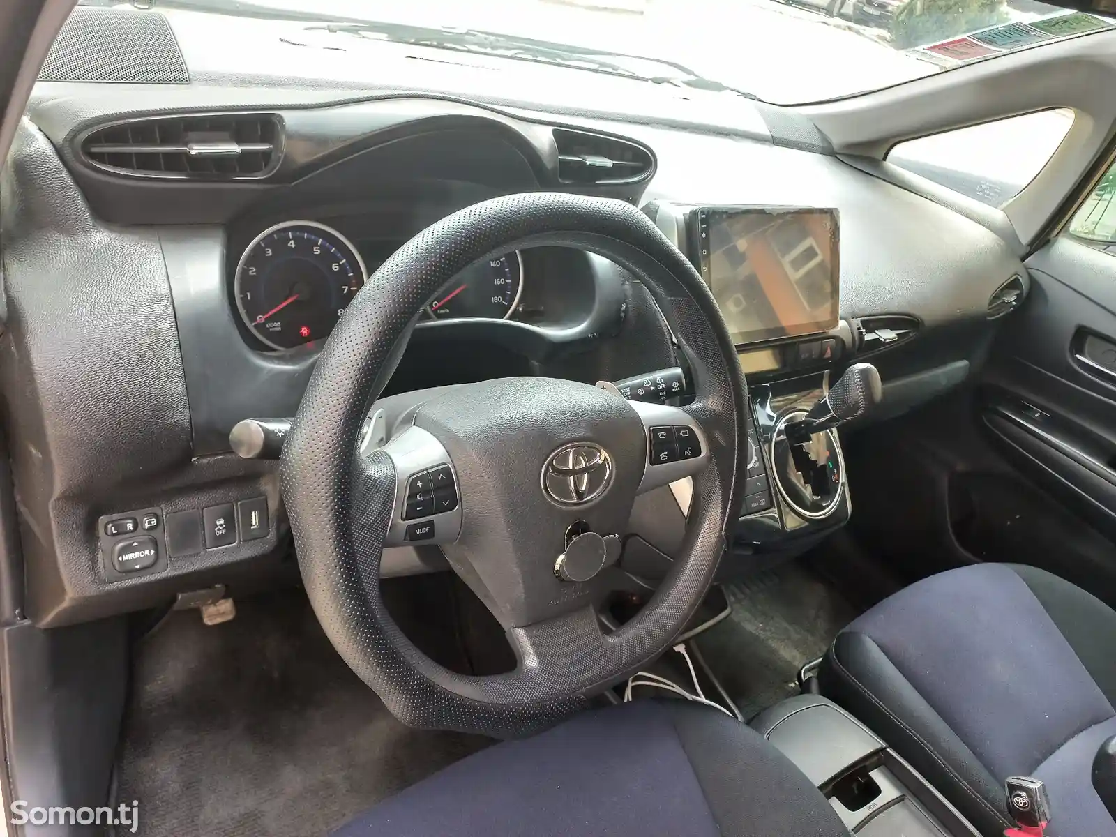 Toyota Wish, 2014-4