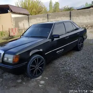 Mercedes-Benz W124, 1995