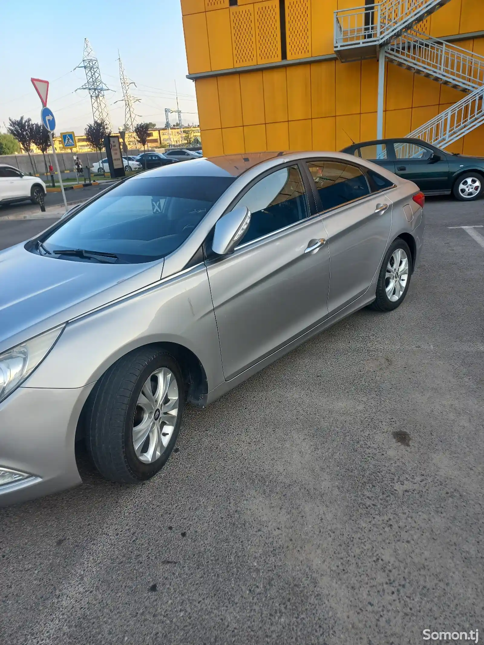 Hyundai Sonata, 2011-11