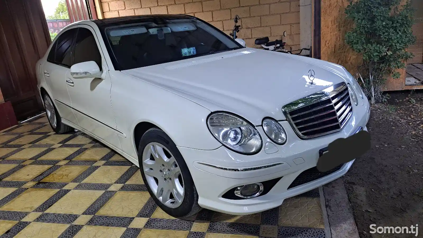 Mercedes-Benz E class, 2009-1