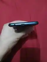 Телефон Realme-6