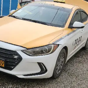 Hyundai Elantra, 2017