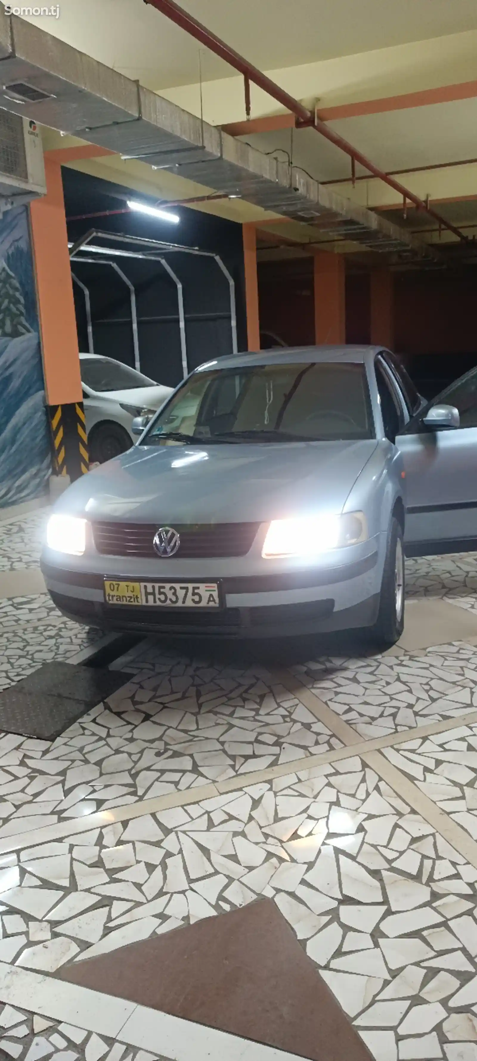 Volkswagen Passat, 1998-2