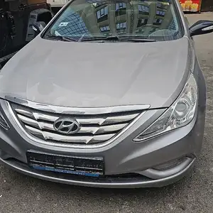 Hyundai Sonata, 2010