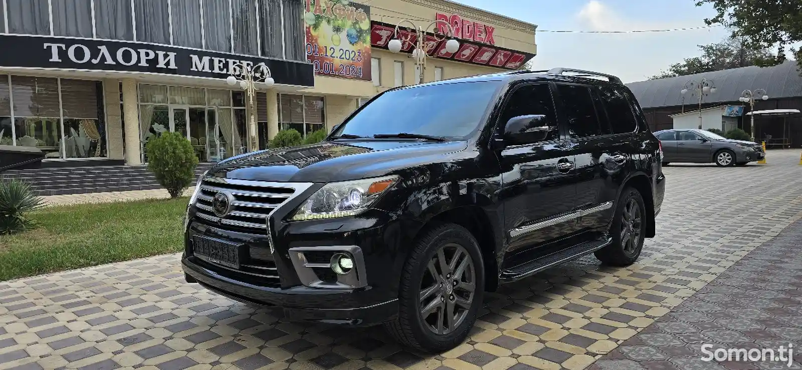 Lexus LX series, 2013-4