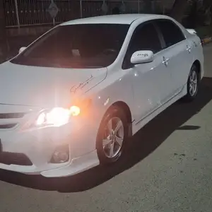 Toyota Corolla, 2011