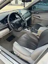 Toyota Camry, 2012-6