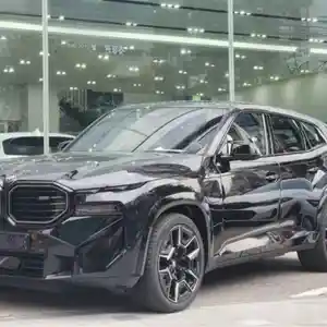 BMW XM, 2024