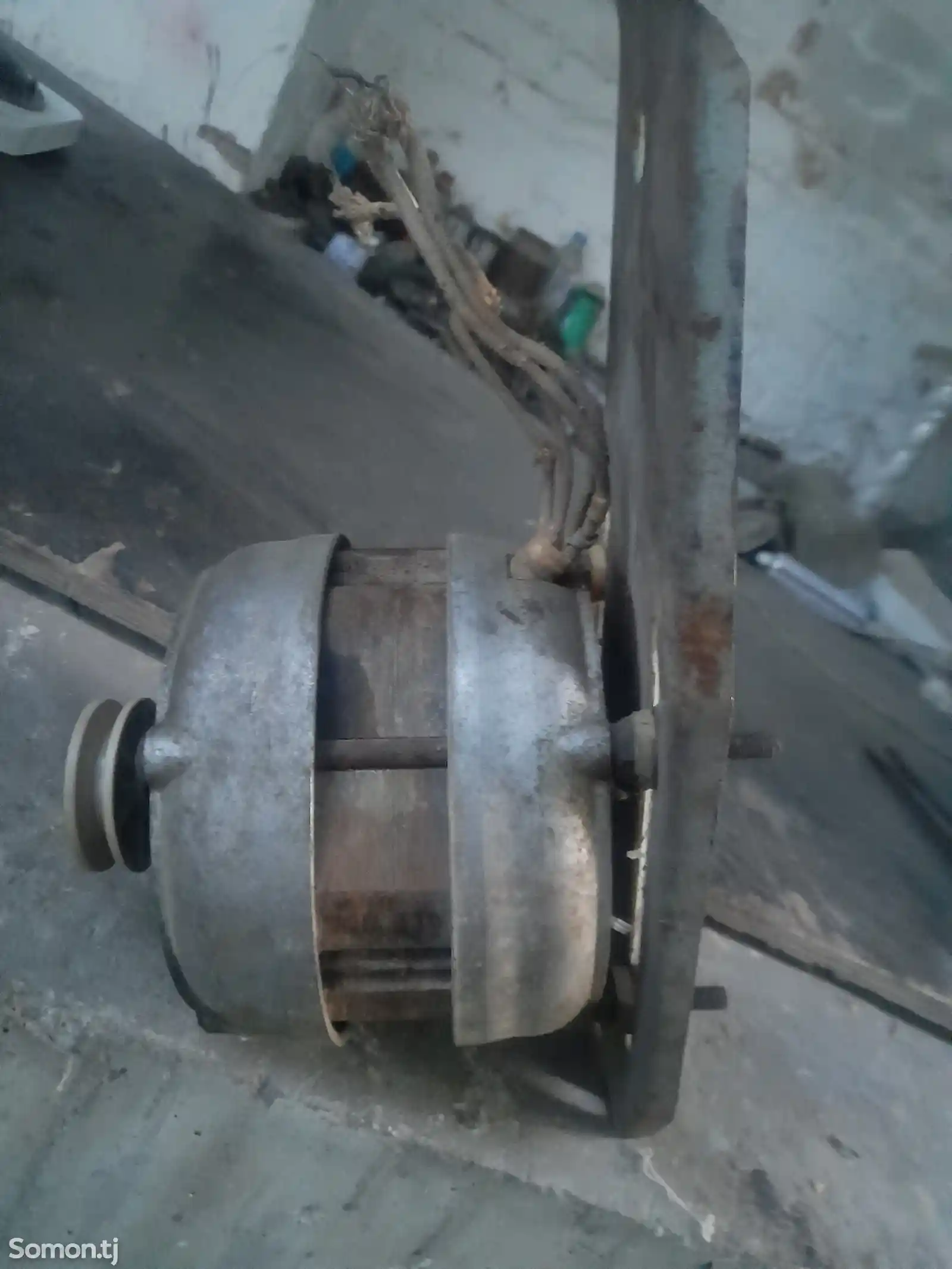 Мотор от стиральной машины Киргизия-5