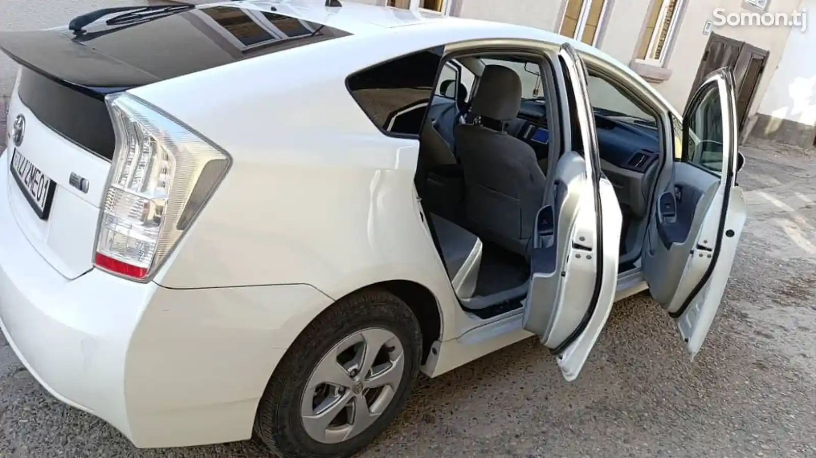 Toyota Prius, 2011-6