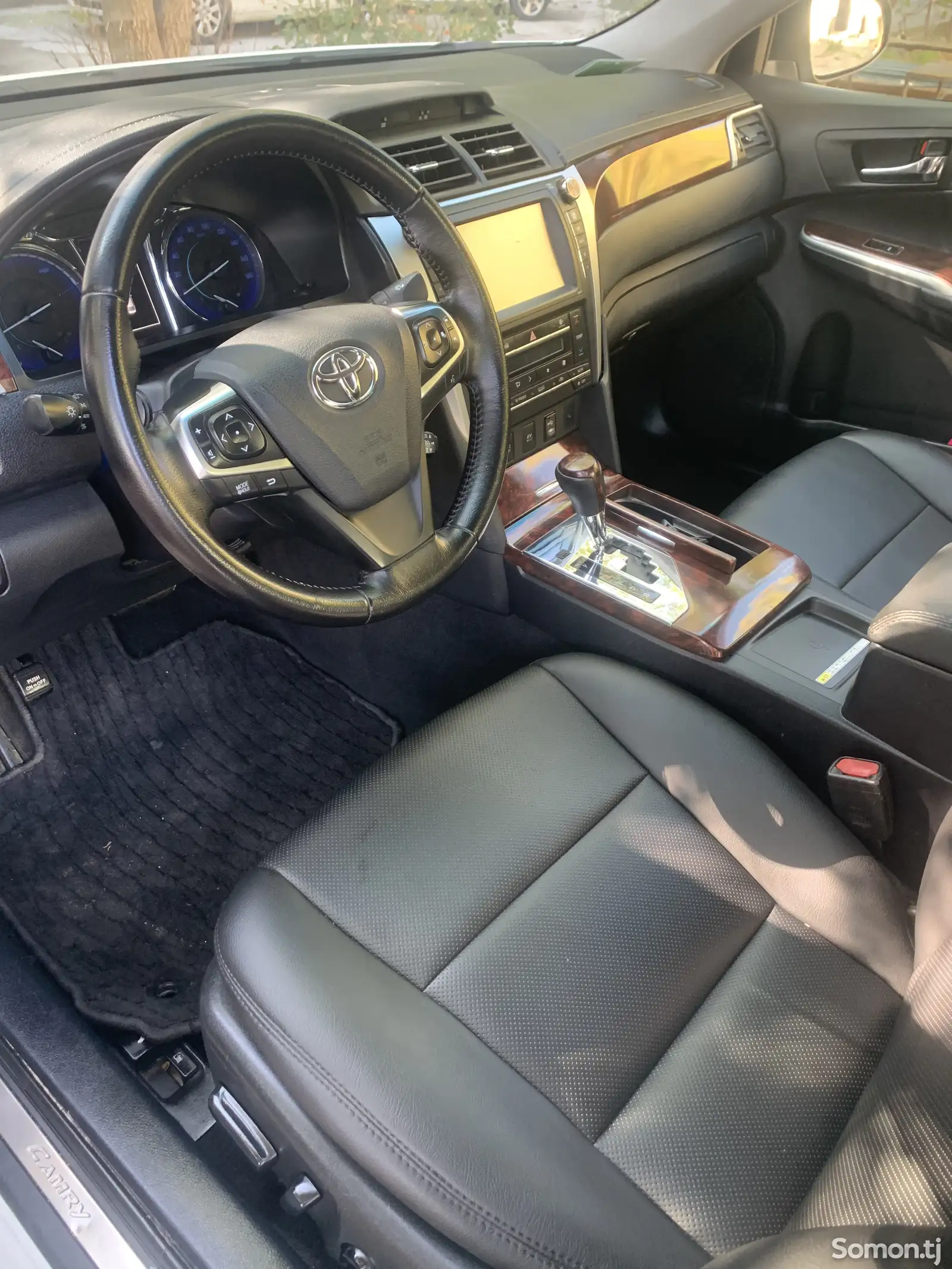 Toyota Camry, 2015-4