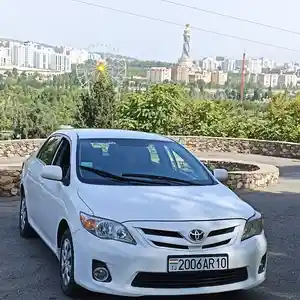 Toyota Corolla, 2012