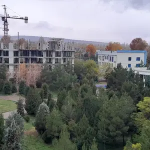 2-комн. квартира, 2 этаж, 70 м², Исмоили Сомони ул. Маркази 7