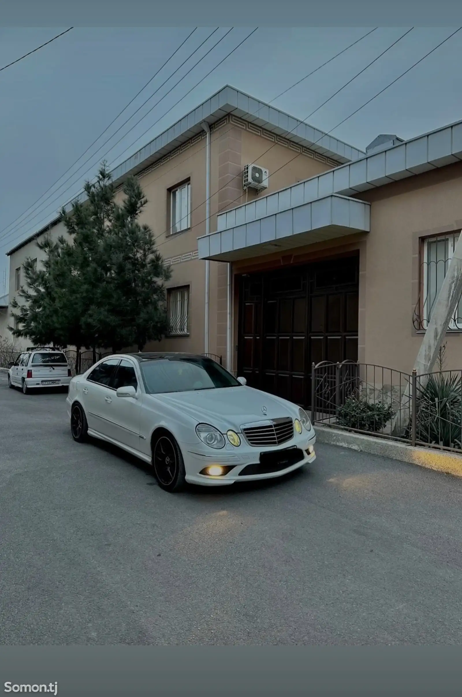 Mercedes-Benz E class, 2009-1