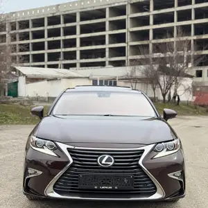 Lexus ES series, 2017