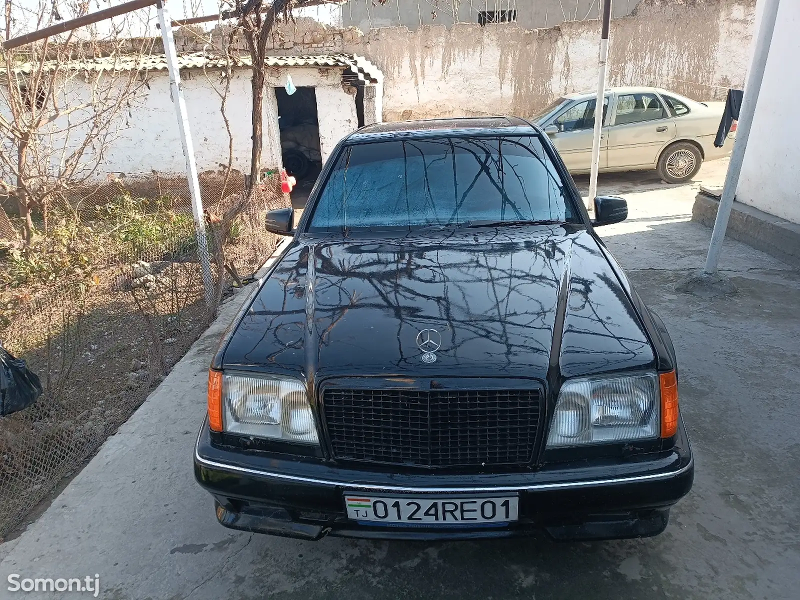 Mercedes-Benz W124, 1993-1