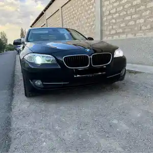 BMW 5 series, 2010