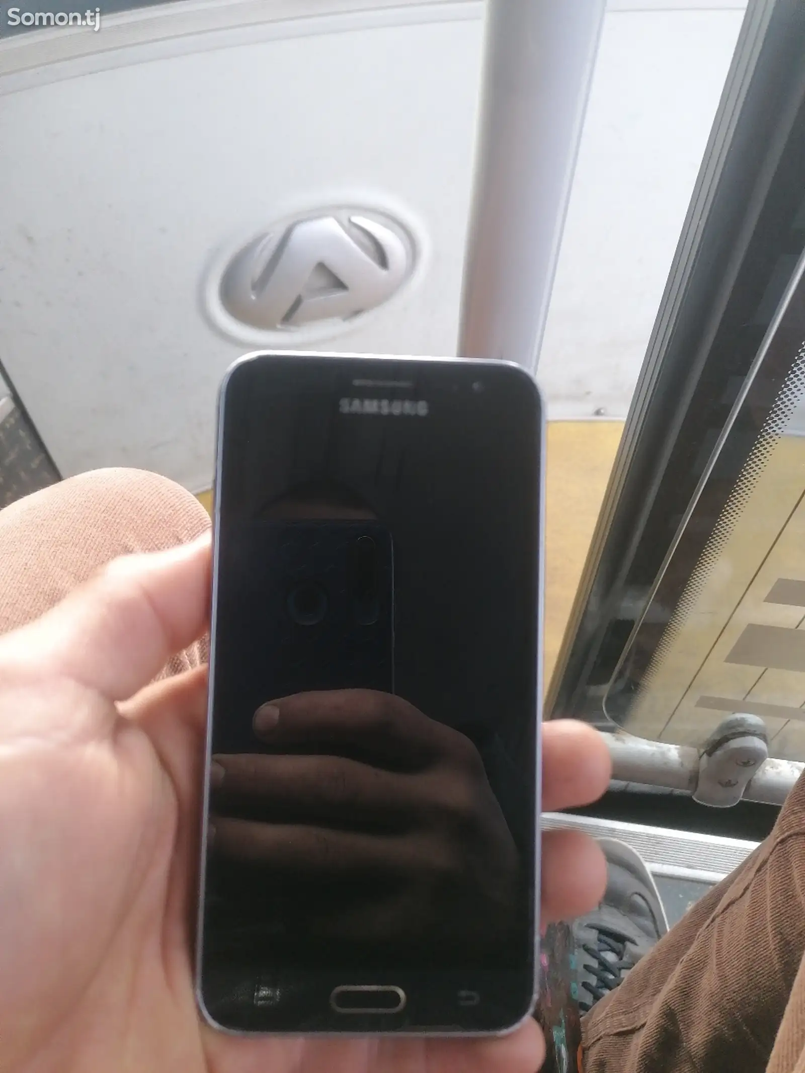 Samsung Galaxy J3-1