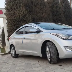 Hyundai Avante, 2011