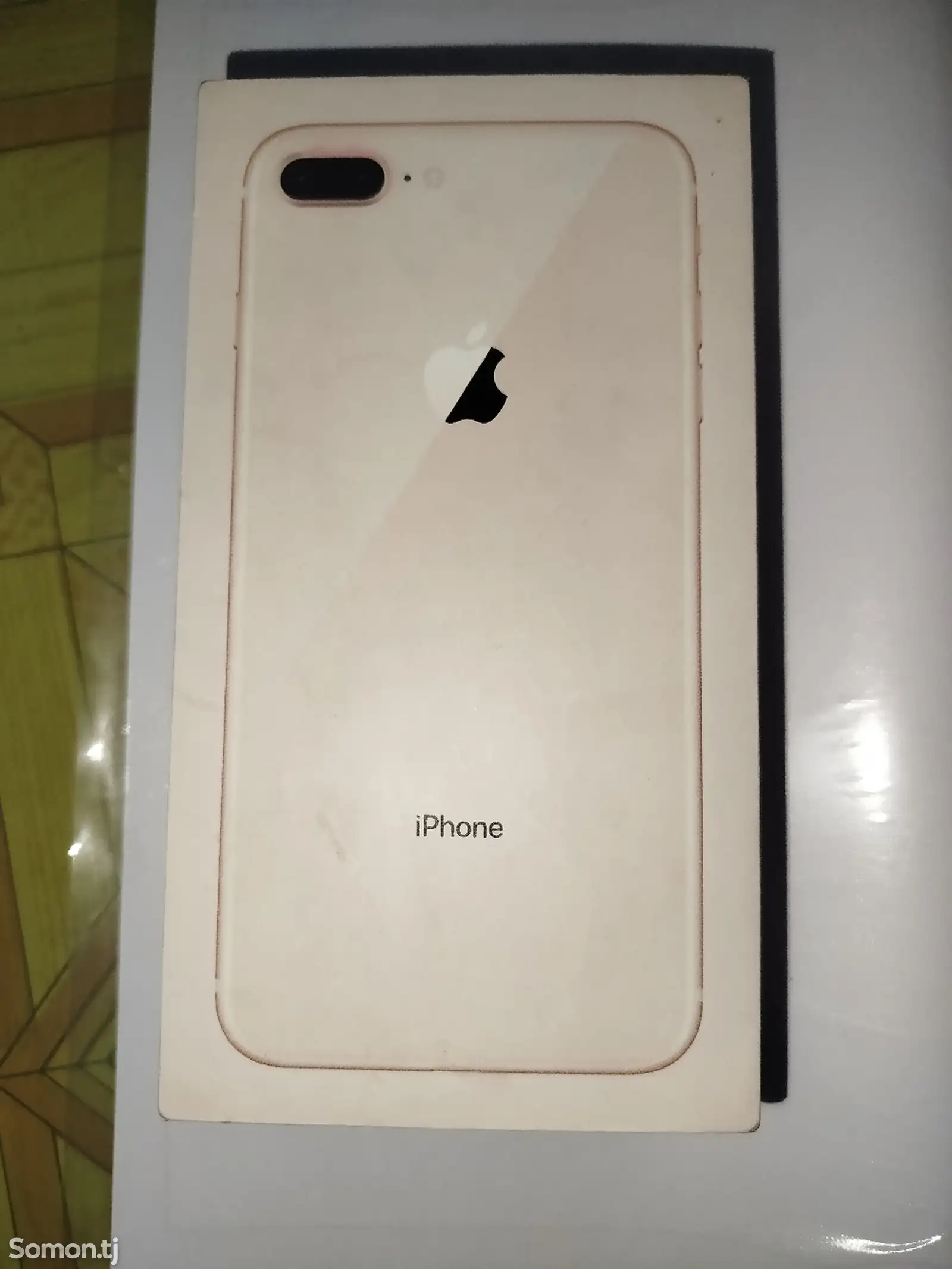 Apple iPhone 8 plus, 64 gb, Gold-1