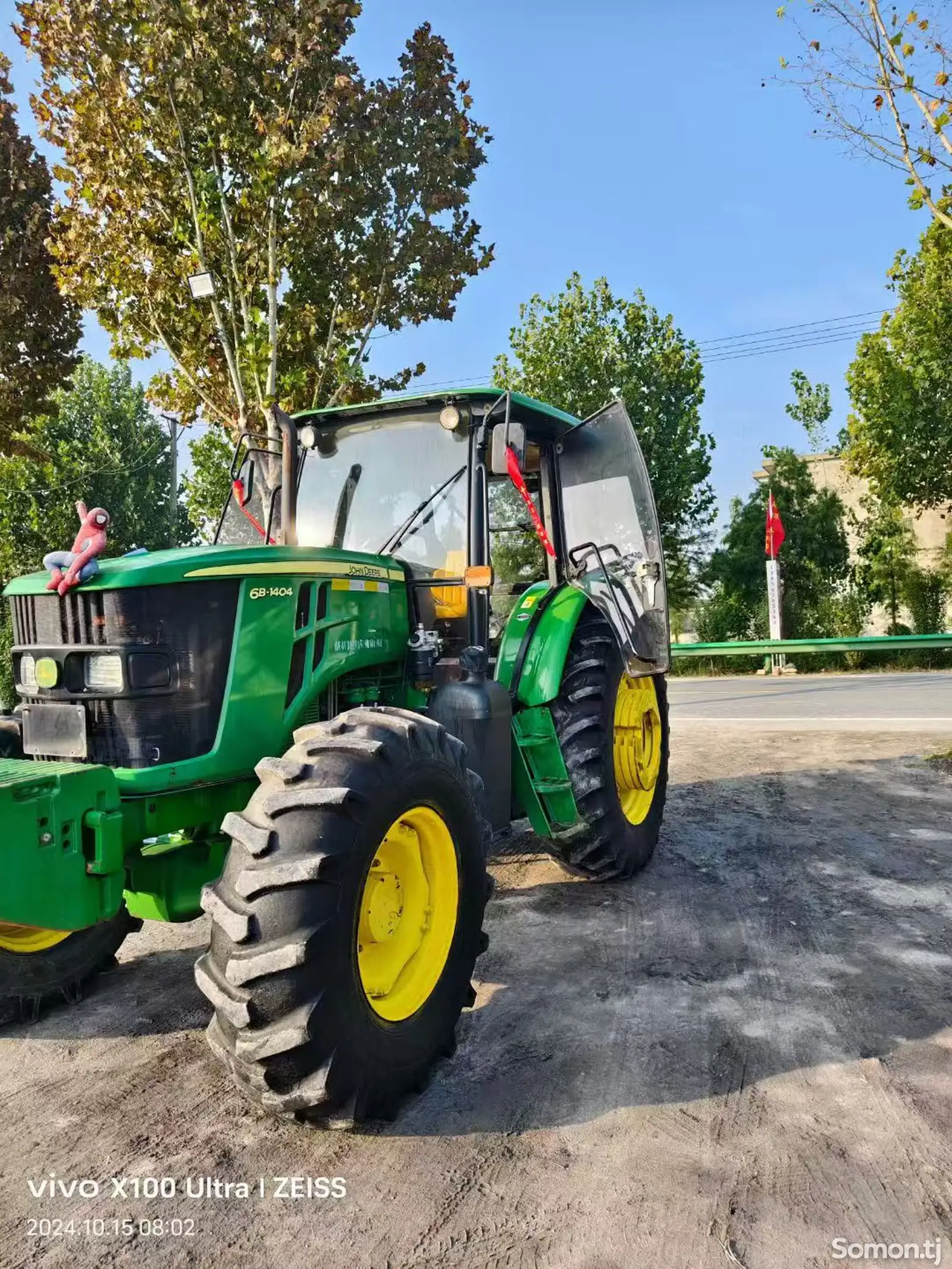 Трактор John Deere 6B-1404, шестицилиндровый двигатель-3