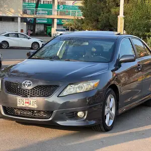 Toyota Camry, 2011