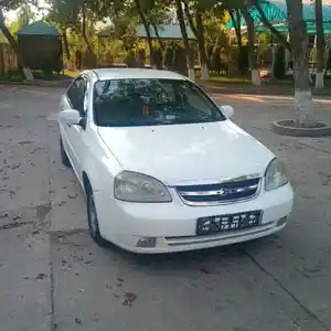 Daewoo Lacetti, 2004