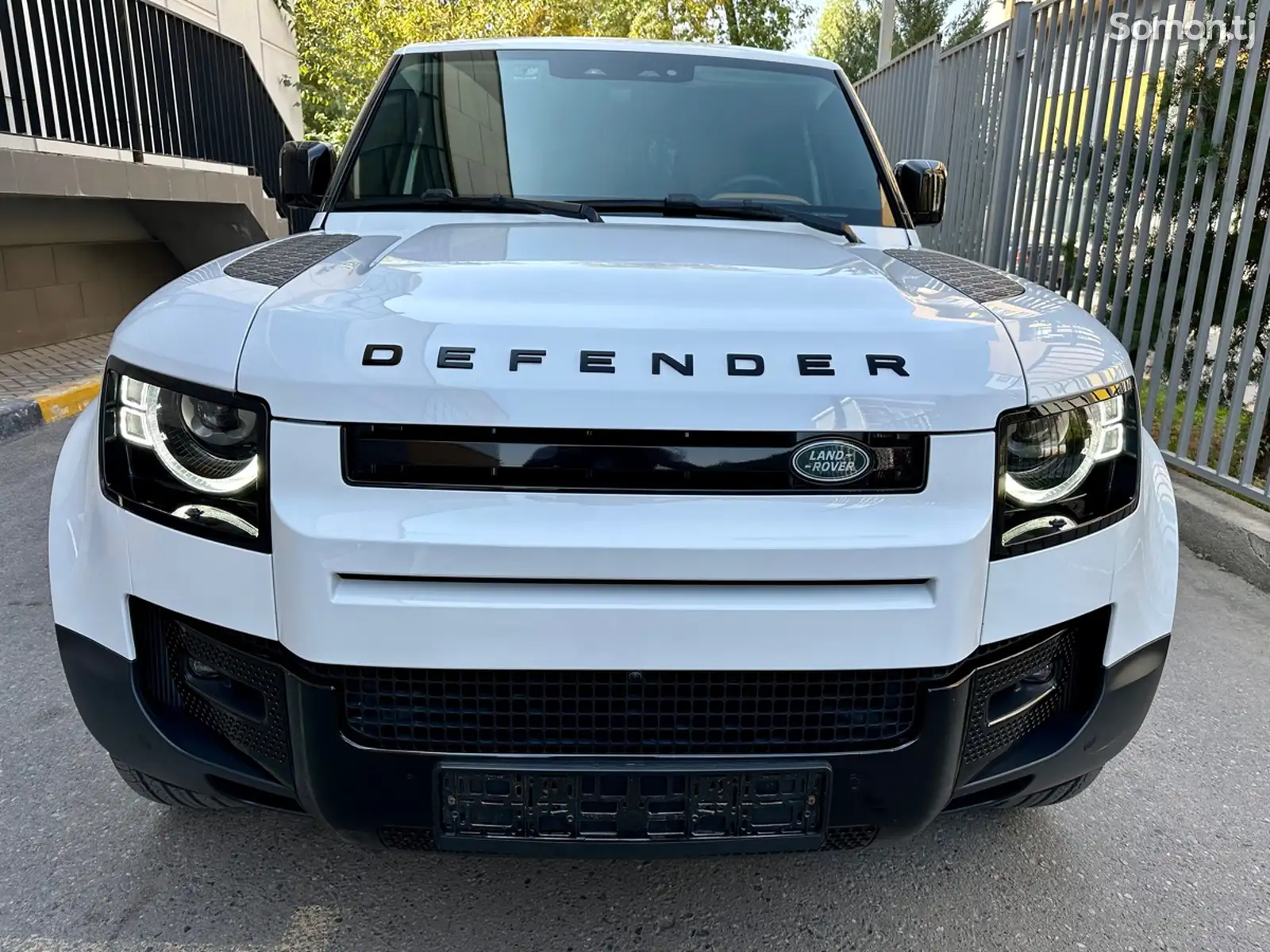 Land Rover Defender, 2023-1