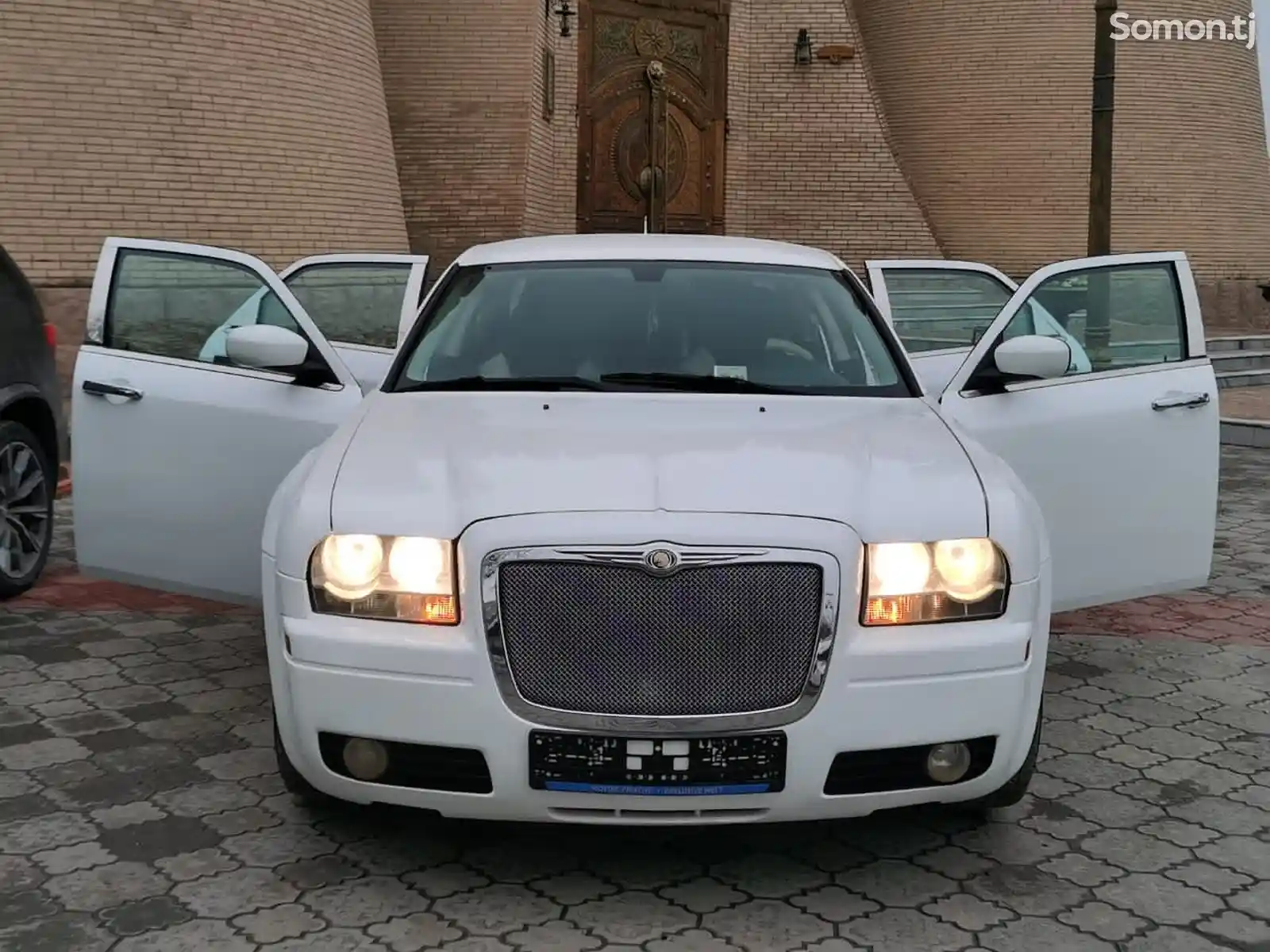 Chrysler 300C, 2008-4