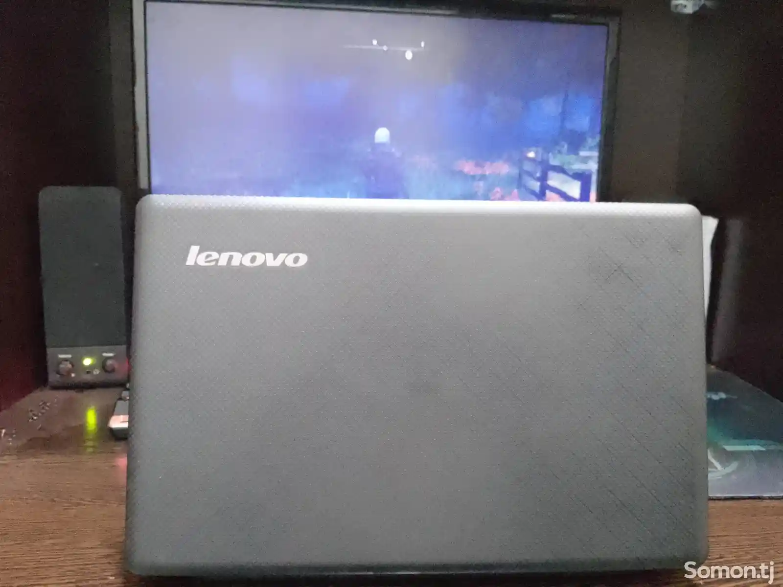 Нетбук Lenovo E10-30-1