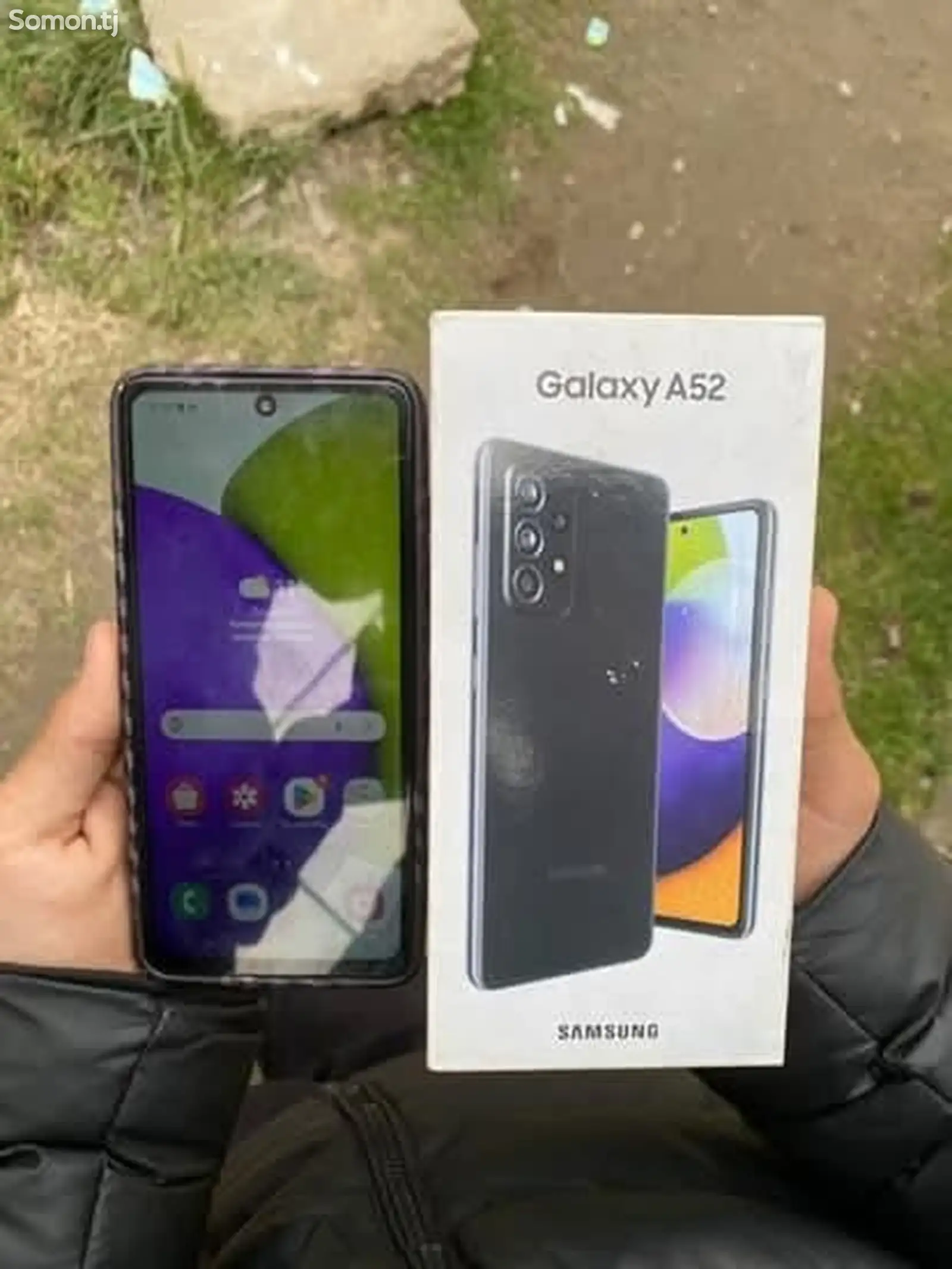 Samsung Galaxy A52-1