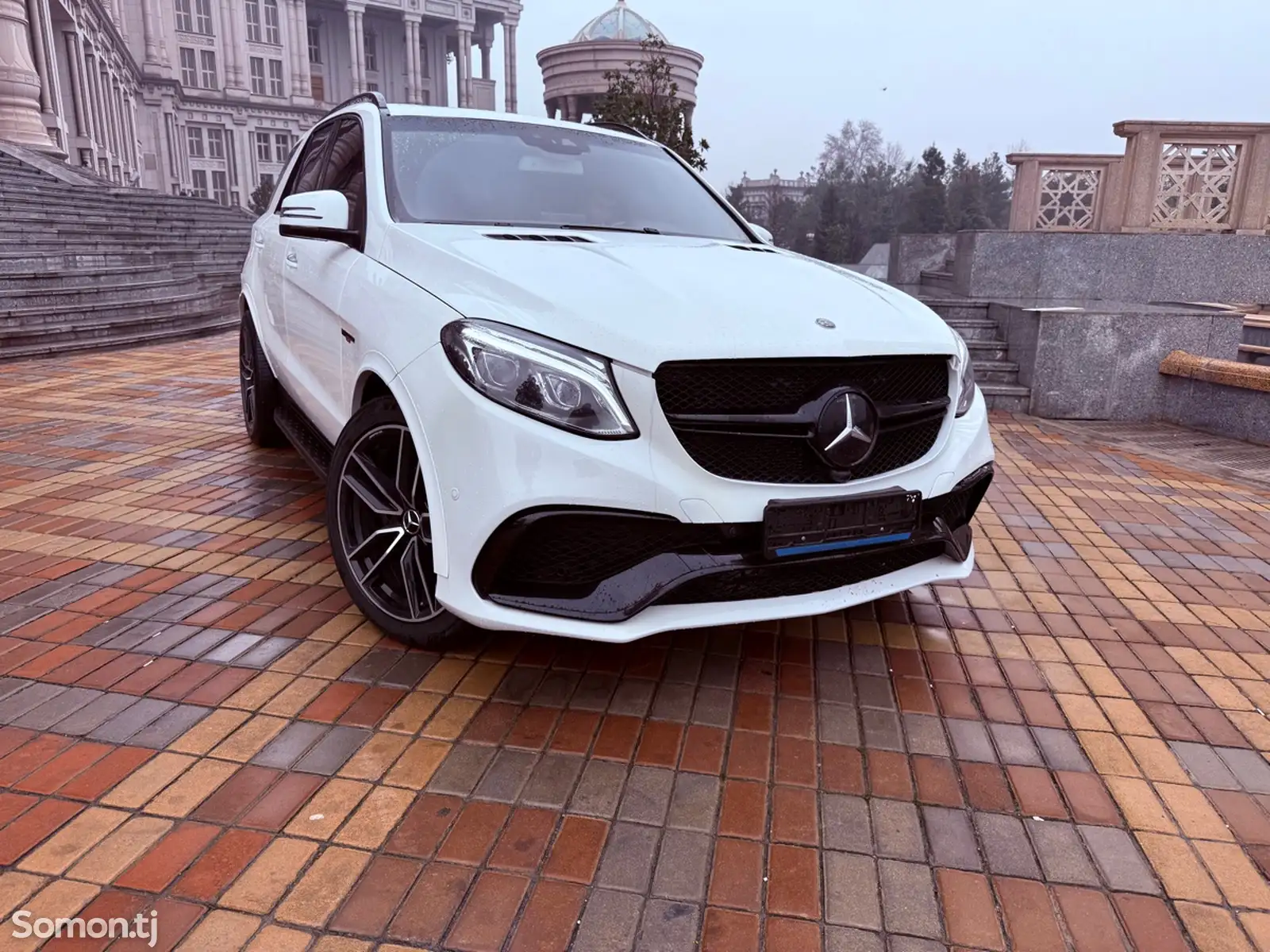 Mercedes-Benz GLE class, 2017-1