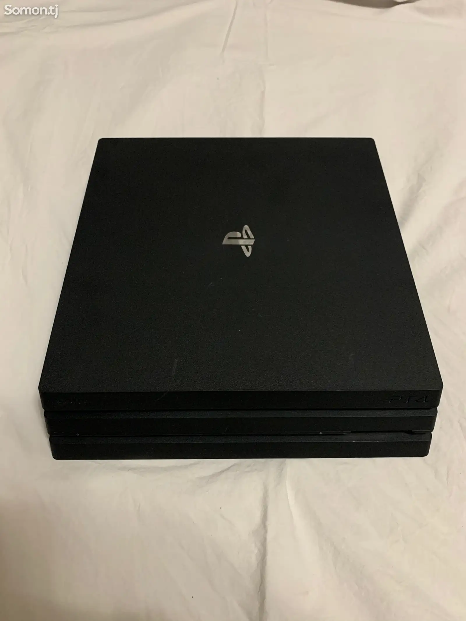 Игровая приставка Sony PS4 pro-1