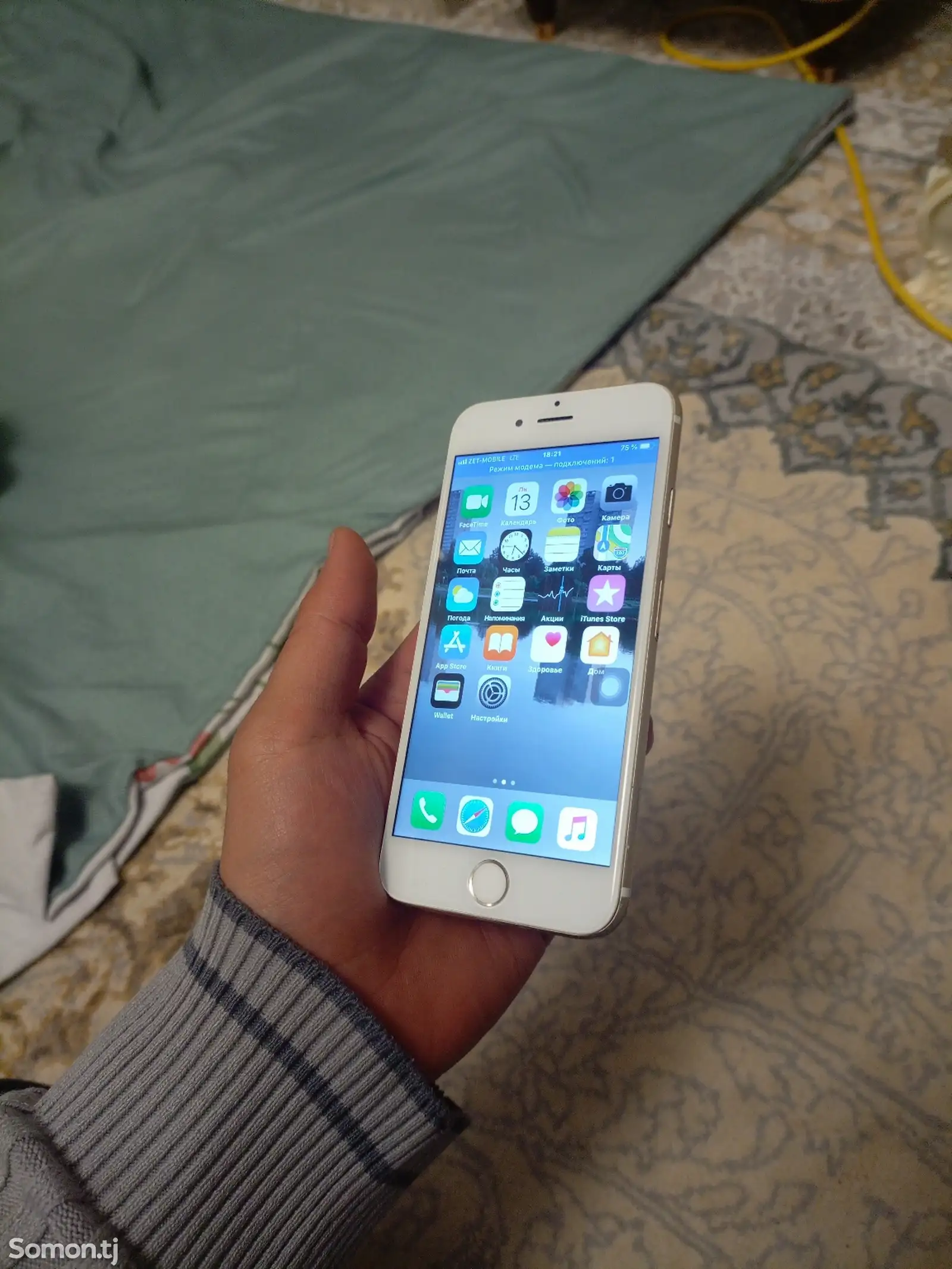 Apple iPhone 6, 64 gb-1