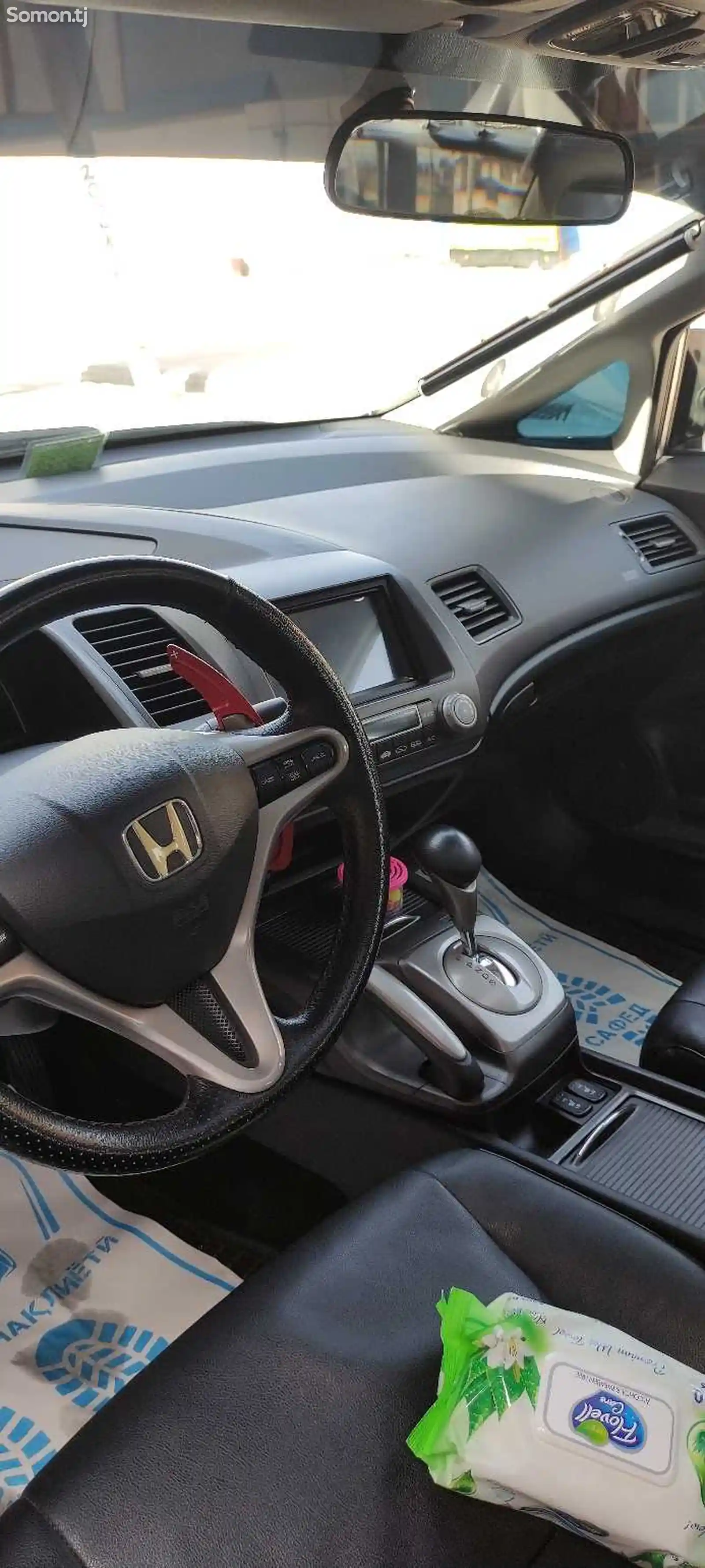 Honda Civic, 2010-9