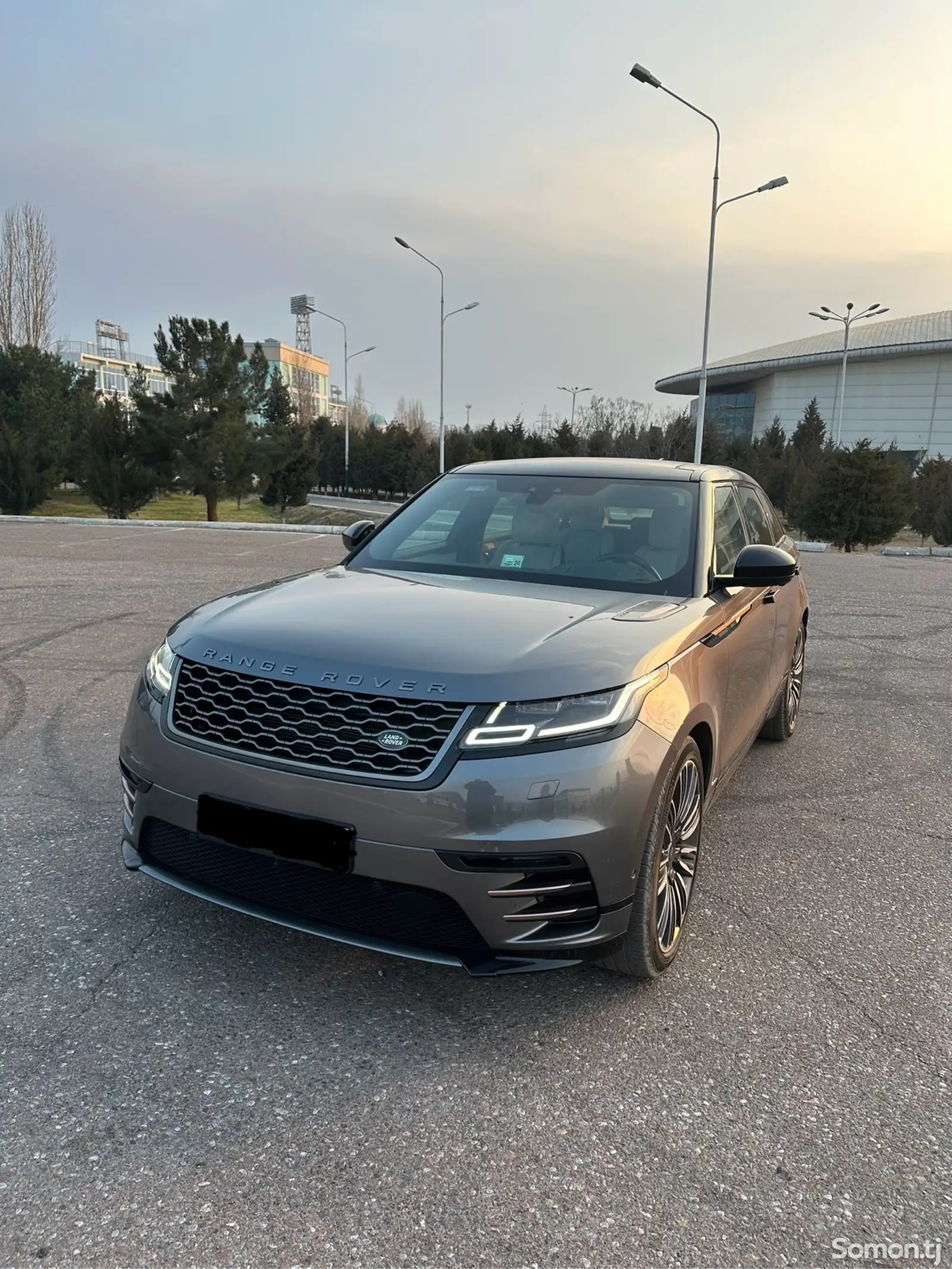 Land Rover Range Rover Velar, 2018-1