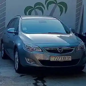 Opel Astra J, 2011