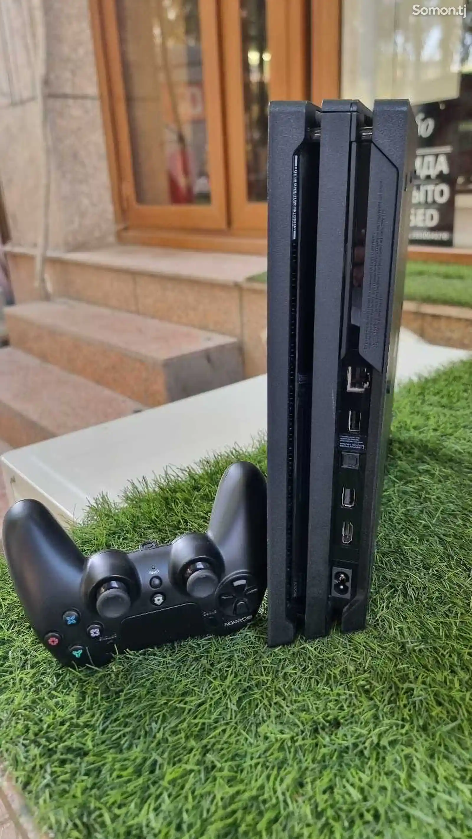 Игровая приставка Sony Playstation 4 pro 500Gb/1Tb-2
