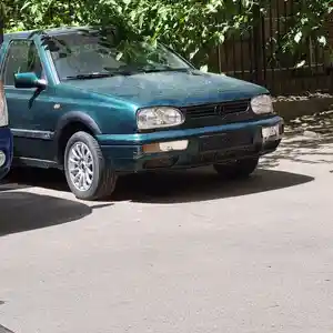 Volkswagen Golf, 1995