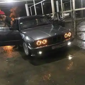 BMW 5 series, 1992