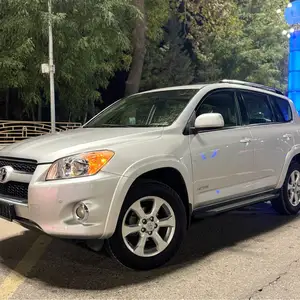 Toyota RAV 4, 2011