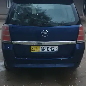 Opel Zafira, 2006