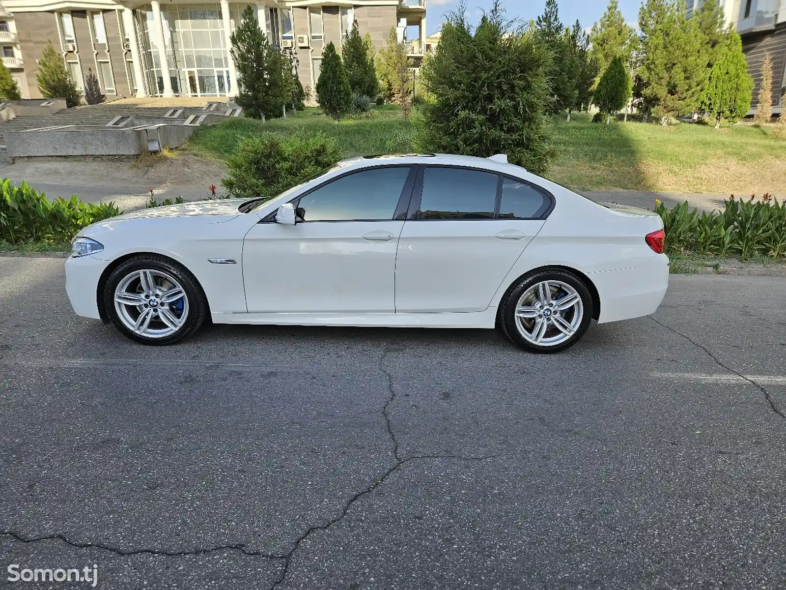 BMW 5 series, 2013-7