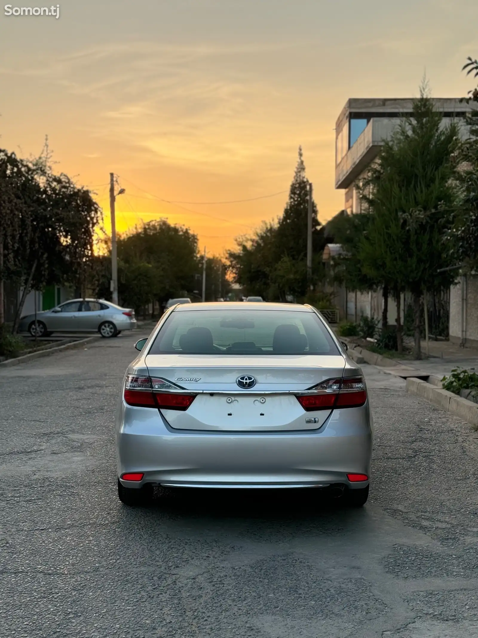 Toyota Camry, 2015-11