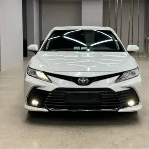 Toyota Camry, 2019