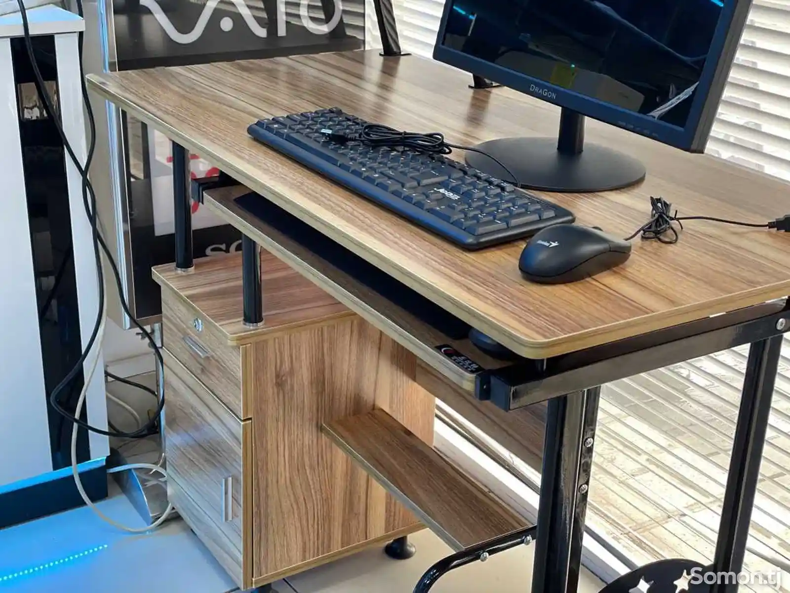 Компютерный стол-3