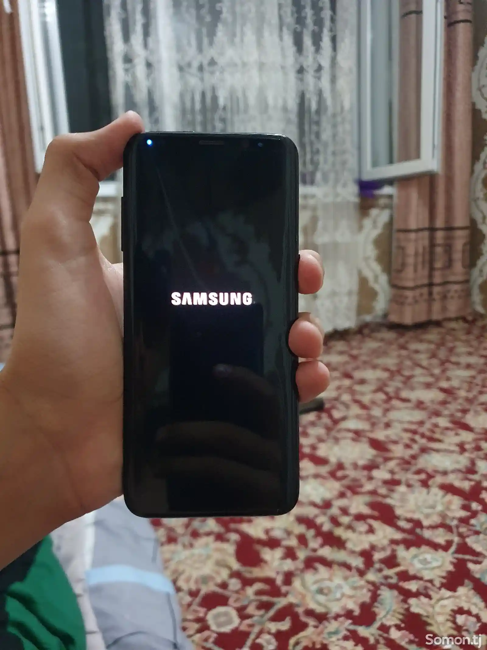 Samsung Galaxy S8-1