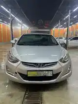 Hyundai Elantra, 2015-11